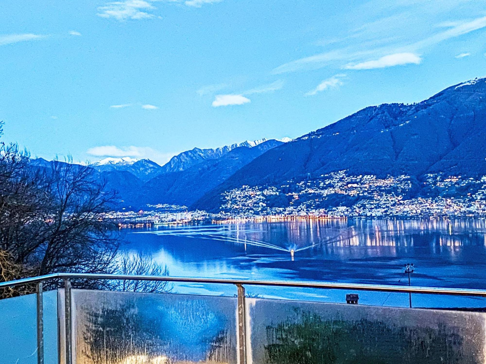 Apartment Vista Lago Maggiore 1-Floor Left By Interhome Gambarogno Extérieur photo