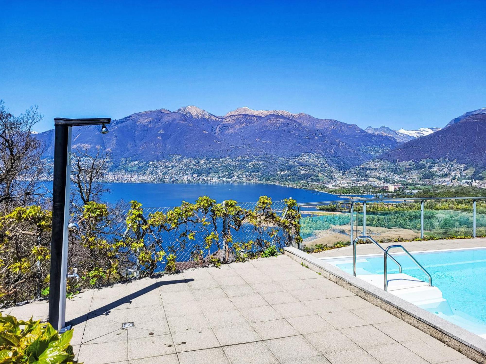 Apartment Vista Lago Maggiore 1-Floor Left By Interhome Gambarogno Extérieur photo